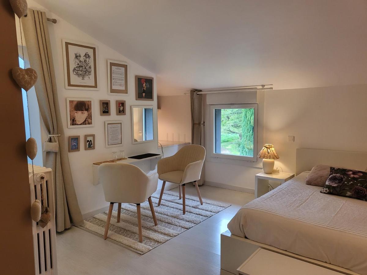 La Gobiniere Bed & Breakfast Saint-Mars-la-Reorthe ภายนอก รูปภาพ