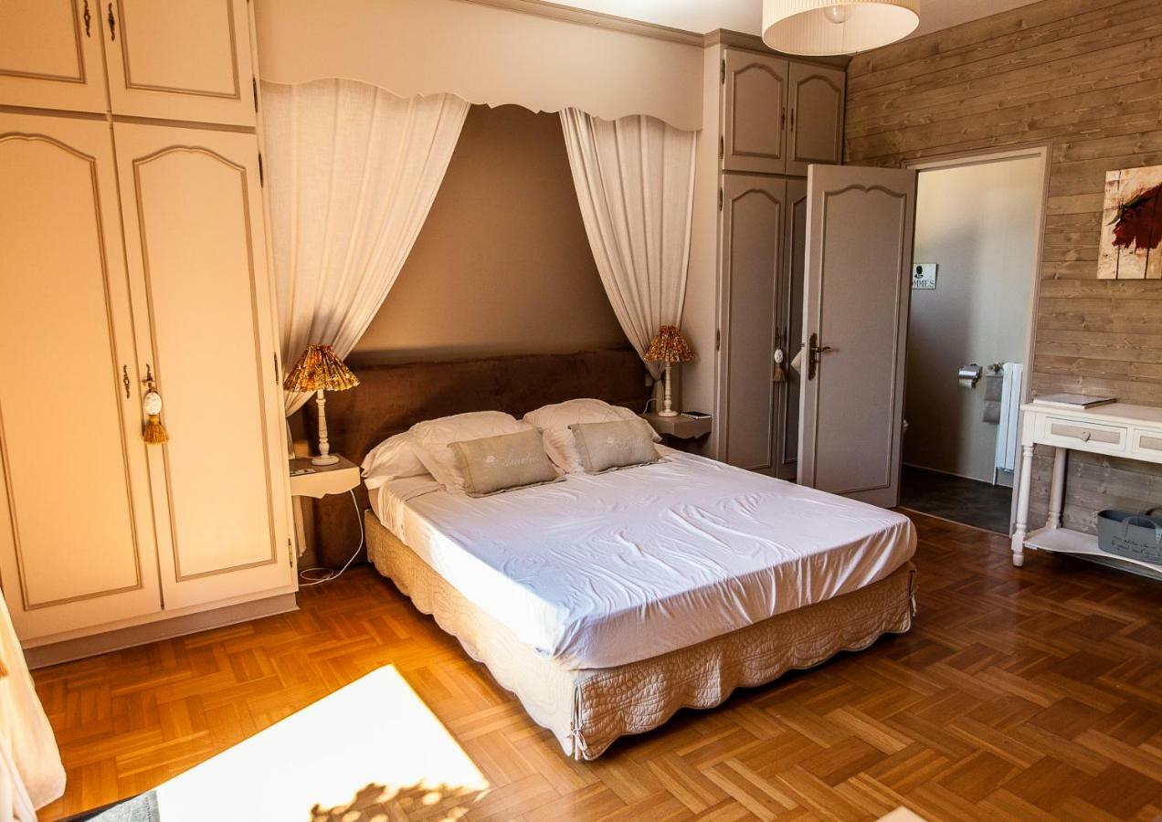 La Gobiniere Bed & Breakfast Saint-Mars-la-Reorthe ภายนอก รูปภาพ